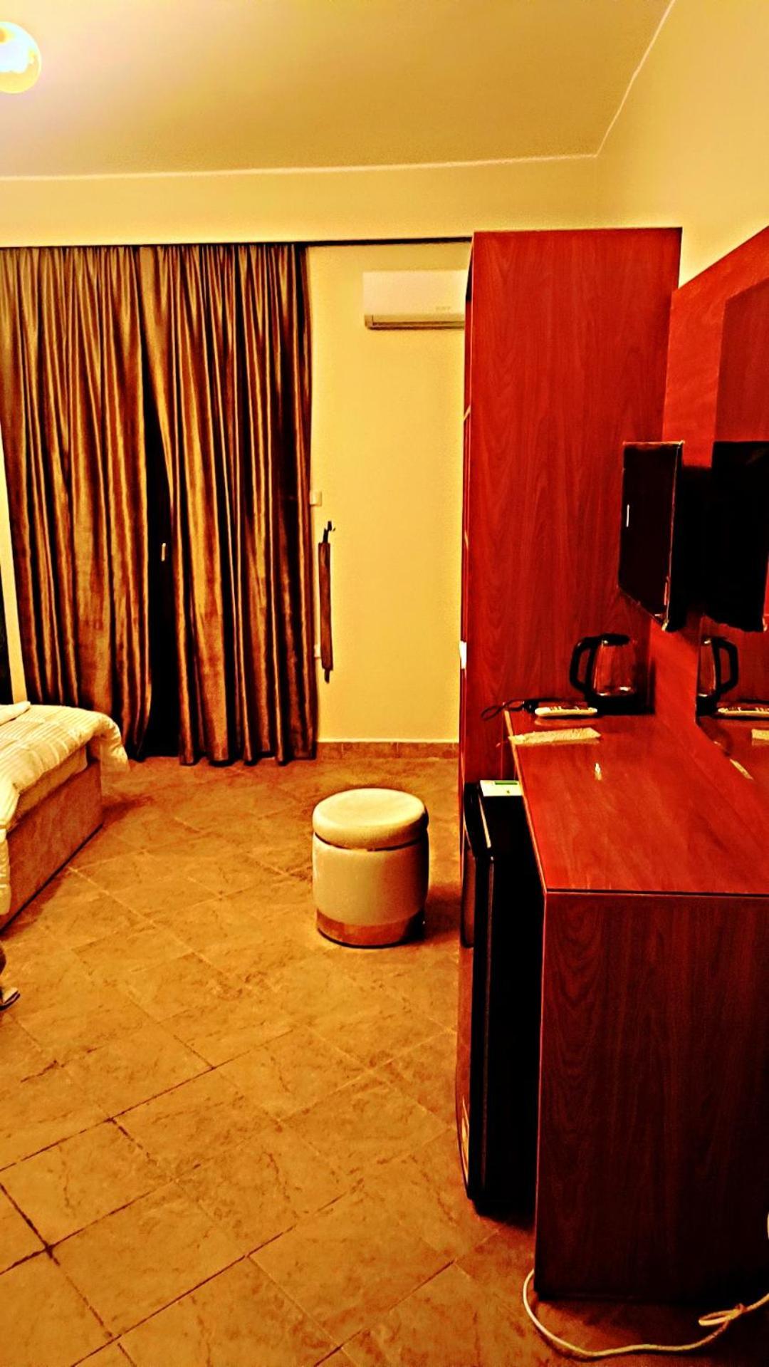 Solima Pyramids Inn Kafrat al Jabal Exterior foto