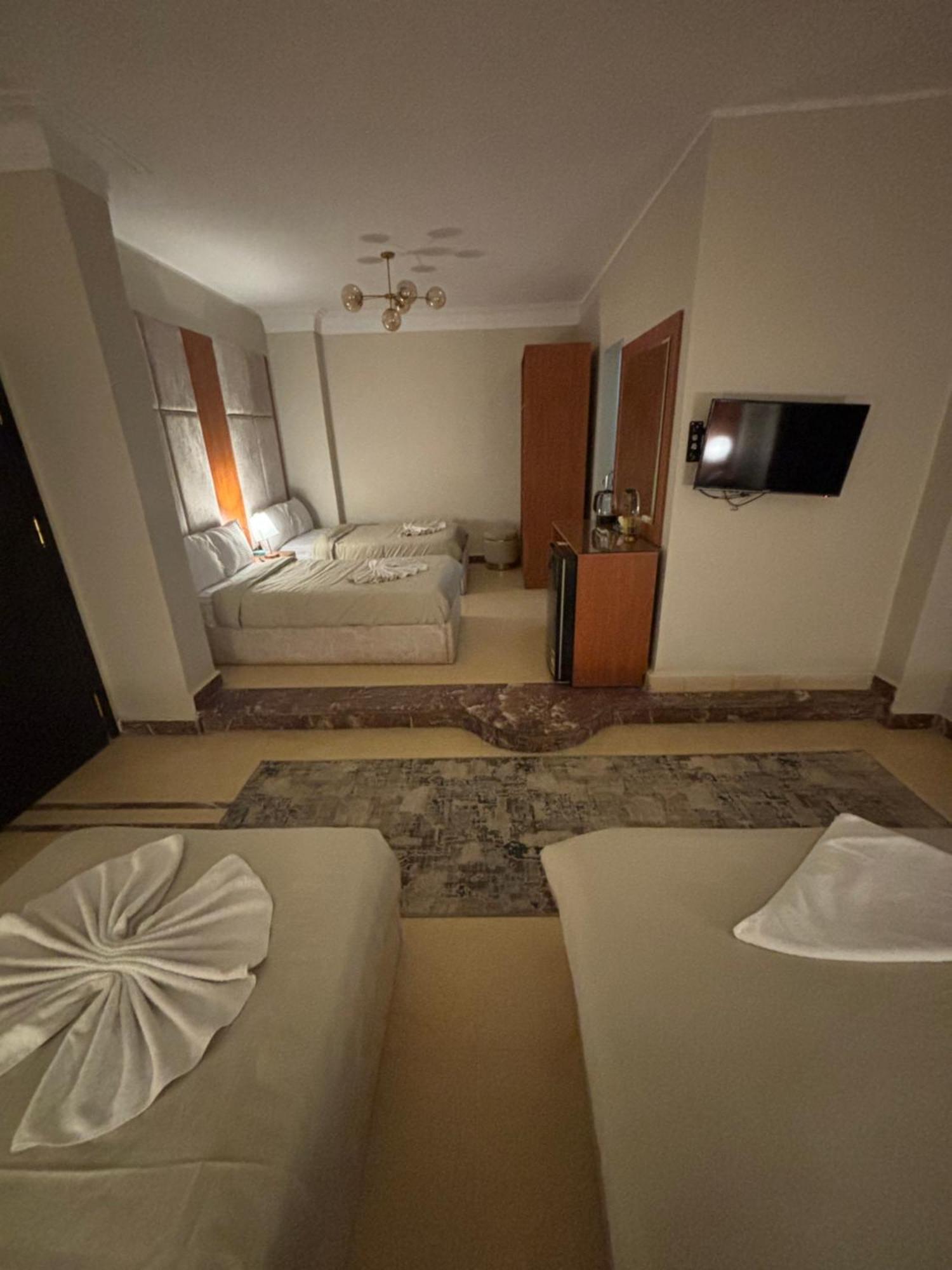 Solima Pyramids Inn Kafrat al Jabal Exterior foto